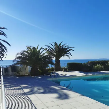 Esprit Palladio * Saint-Raphael (Var)